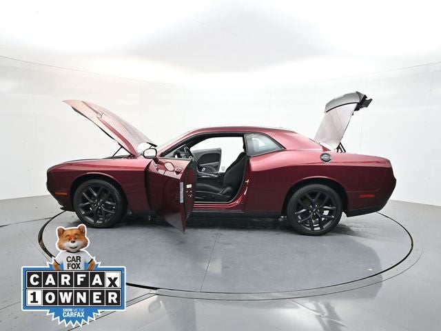 2021 Dodge Challenger SXT