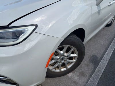 2021 Chrysler Pacifica Touring L