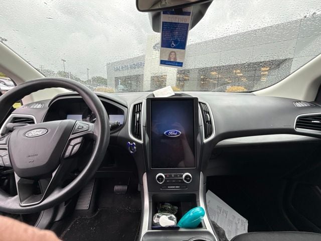 2023 Ford Edge SE