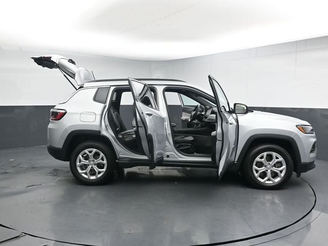 2024 Jeep Compass Latitude Back-Up Camera Cruise