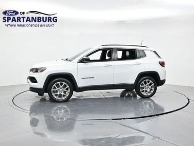 2023 Jeep Compass Latitude Lux