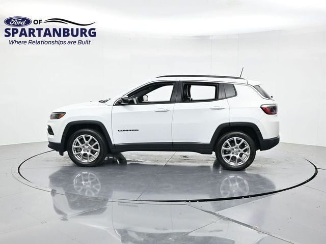 2023 Jeep Compass Latitude Lux