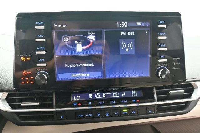 2021 Toyota Sienna XLE 8 Passenger