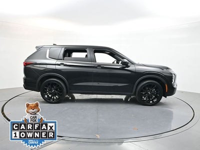 2024 Mitsubishi Outlander SE Black Edition