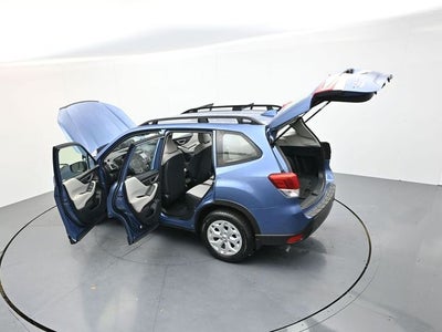 2023 Subaru Forester Base