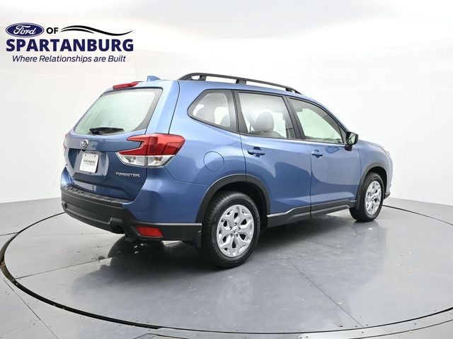 2023 Subaru Forester Base