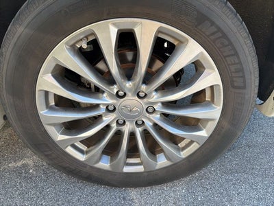 2017 INFINITI QX80 Base