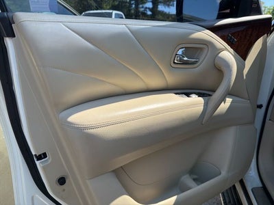 2017 INFINITI QX80 Base