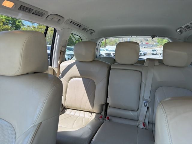 2017 INFINITI QX80 Base