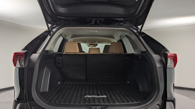 2020 Toyota RAV4 Hybrid LE