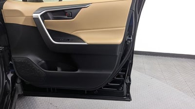 2020 Toyota RAV4 Hybrid LE