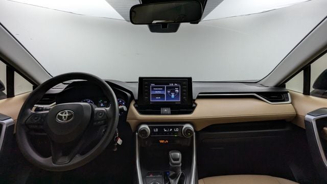 2020 Toyota RAV4 Hybrid LE