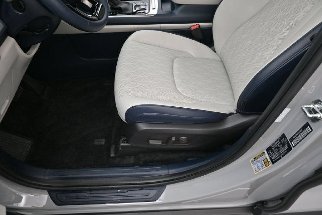 2025 Kia Carnival EX