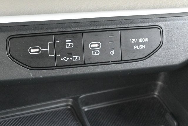 2025 Kia Carnival EX