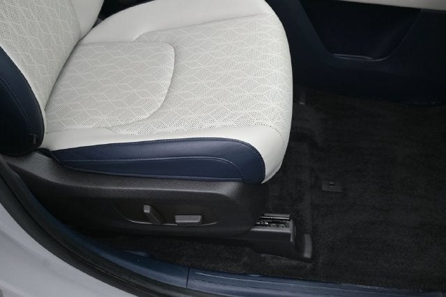 2025 Kia Carnival EX