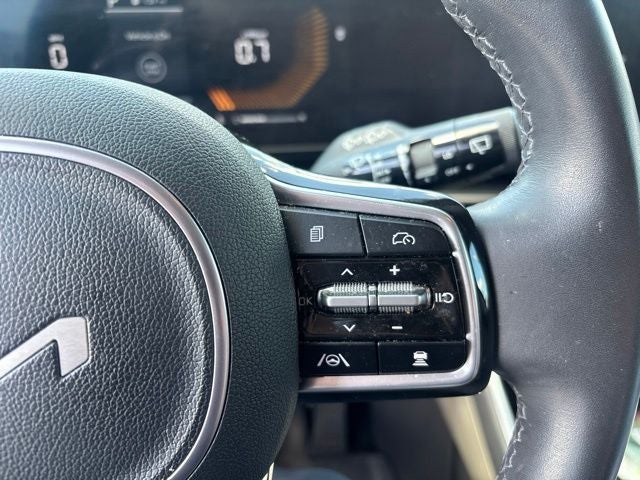 2025 Kia Carnival EX