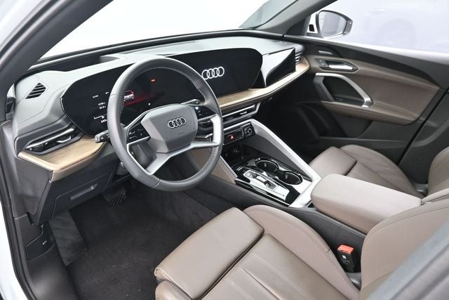 2025 Audi Q5 2.0T Premium Plus quattro