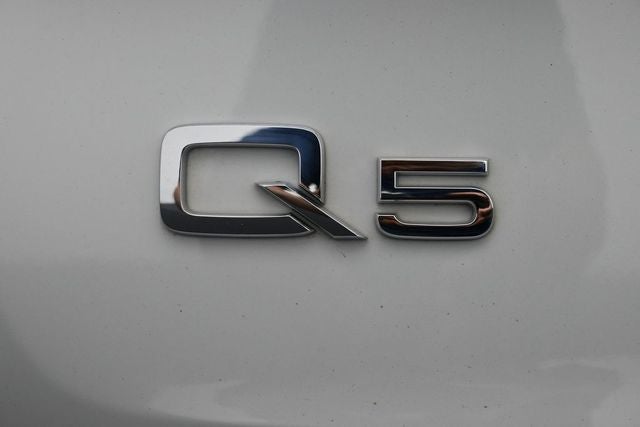 2025 Audi Q5 40 Premium Plus quattro
