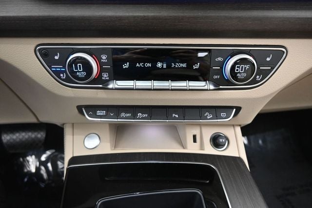 2025 Audi Q5 40 Premium Plus quattro