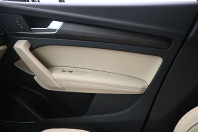 2025 Audi Q5 40 Premium Plus quattro