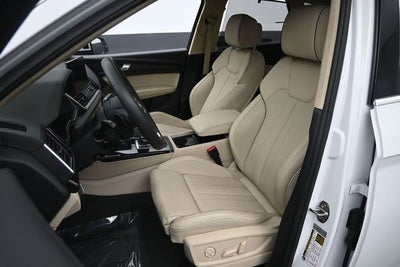 2025 Audi Q5 40 Premium Plus quattro