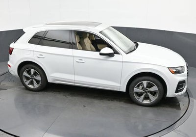 2025 Audi Q5 40 Premium Plus quattro