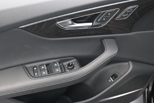 2023 Audi Q8 55 Prestige quattro
