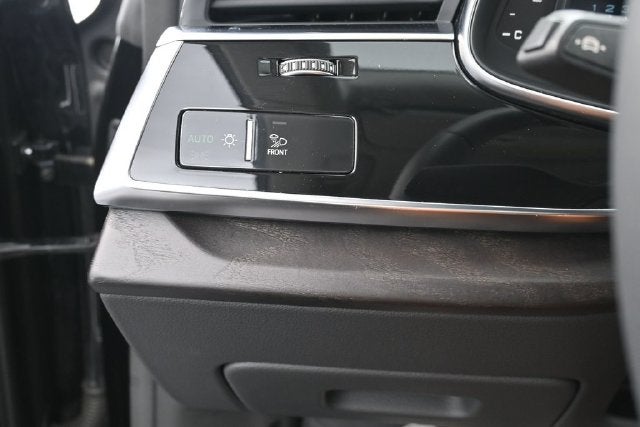 2023 Audi Q8 55 Prestige quattro