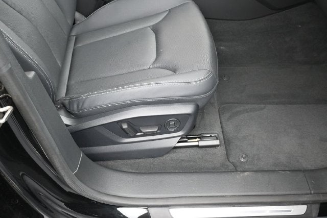 2023 Audi Q8 55 Prestige quattro