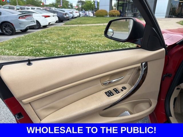 2015 BMW 3 Series 320i