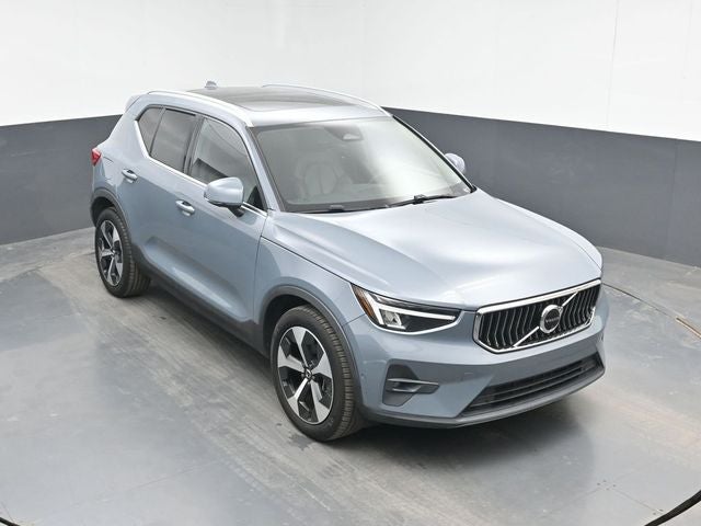 2023 Volvo XC40 Ultimate