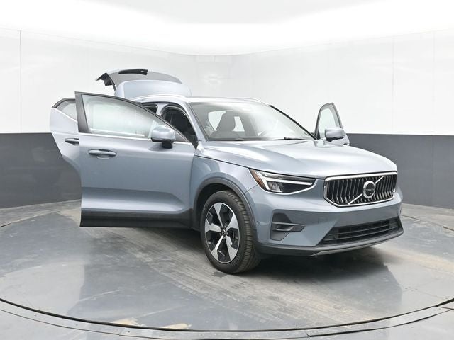 2023 Volvo XC40 Ultimate