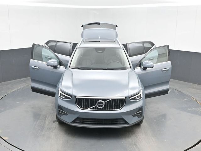 2023 Volvo XC40 Ultimate