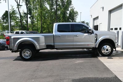 2024 Ford F-450SD Lariat DRW