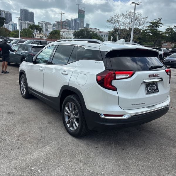 2022 GMC Terrain SLT
