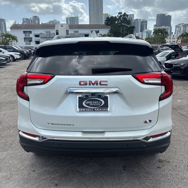 2022 GMC Terrain SLT