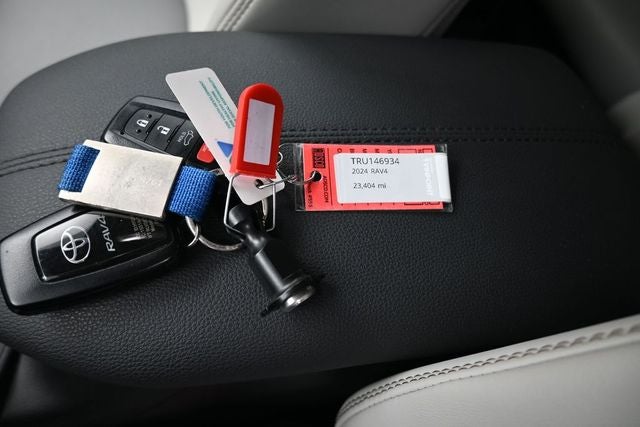2024 Toyota RAV4 Hybrid XLE Premium