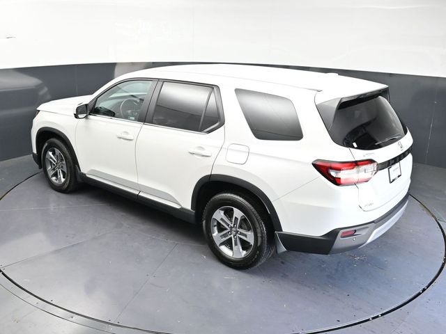2023 Honda Pilot EX-L 8 Passenger