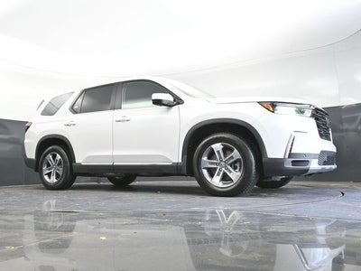 2023 Honda Pilot EX-L 8 Passenger