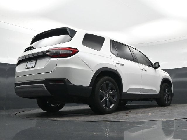 2024 Honda Pilot EX-L 8 Passenger