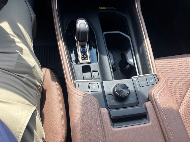2026 Toyota Grand Highlander Hybrid MAX Platinum Aerial View Display System
