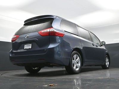 2017 Toyota Sienna LE 8 Passenger