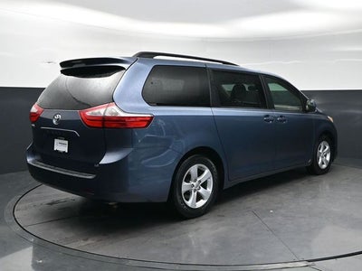 2017 Toyota Sienna LE 8 Passenger