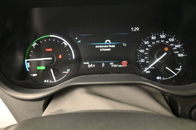 2025 Toyota Sienna XLE 8 Passenger