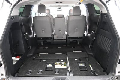 2025 Toyota Sienna XLE 8 Passenger