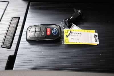 2025 Toyota Sienna XLE 8 Passenger