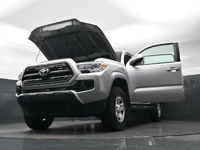 2016 Toyota Tacoma SR