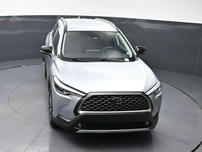 2025 Toyota Corolla Cross XLE