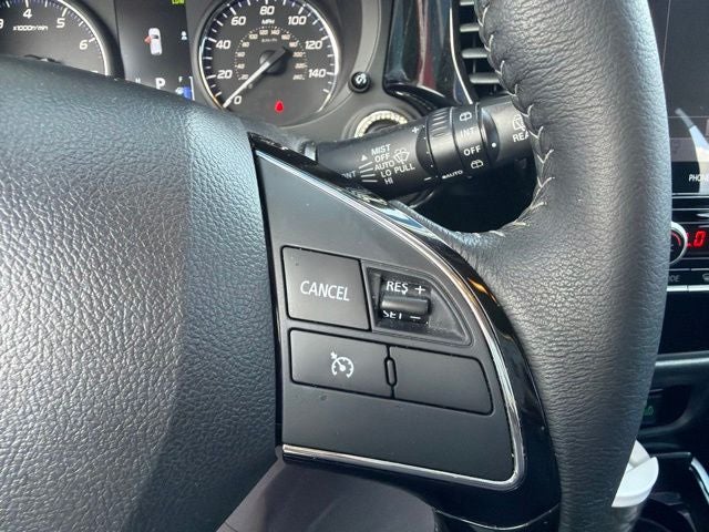 2020 Mitsubishi Outlander SE