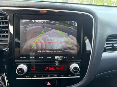 2020 Mitsubishi Outlander SE